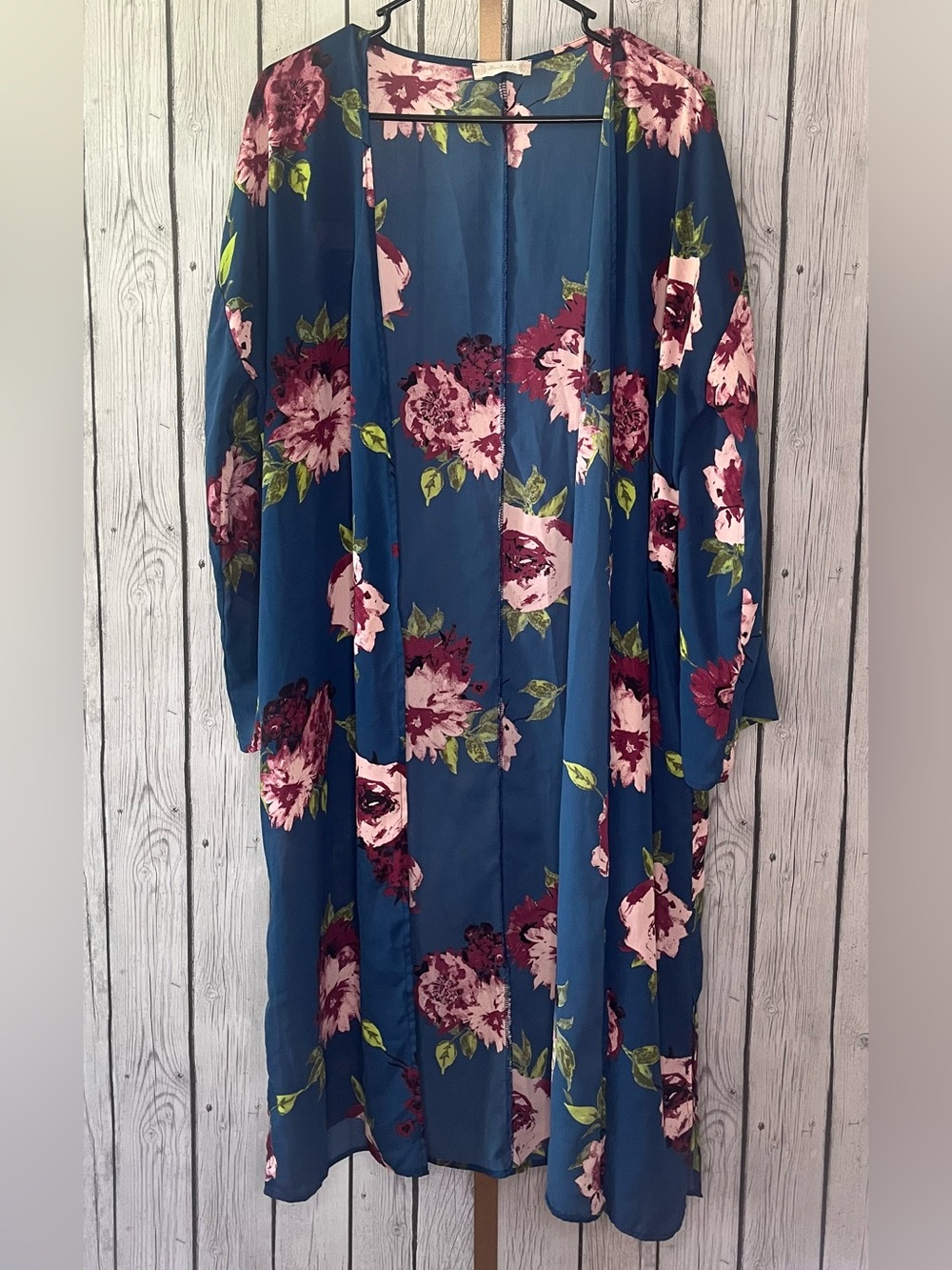 Altar’d state small lightweight  floral long duster kimono relaxed boho-chic